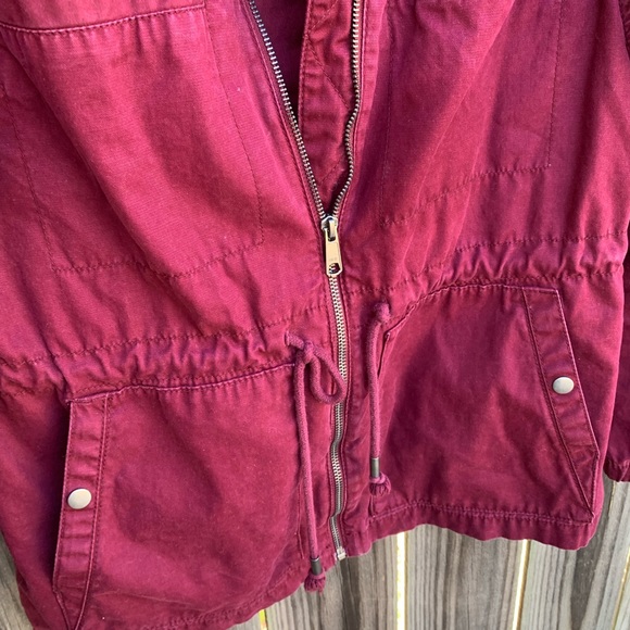Old Navy burgundy jacket - Picture 4 of 5